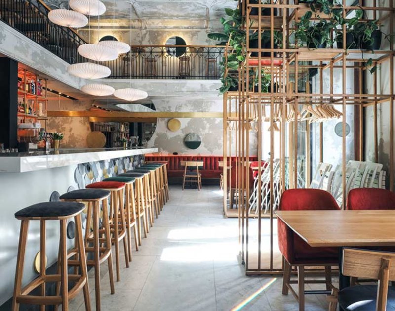 Ý tưởng thiết kế quán cafe đẹp độc đáo mới lạ 10