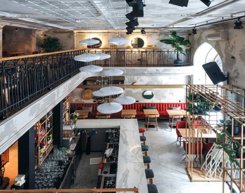 Ý tưởng thiết kế quán cafe đẹp độc đáo mới lạ 17
