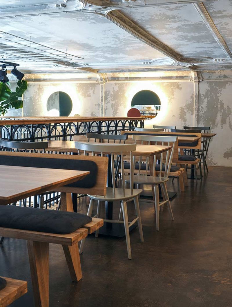 Ý tưởng thiết kế quán cafe đẹp độc đáo mới lạ 2