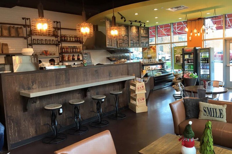 Trang trí quán café đẹp 8