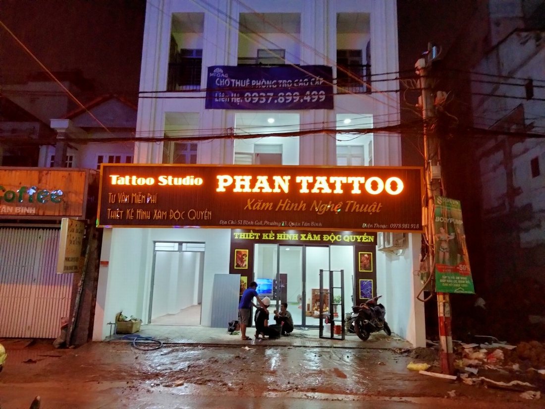 Thiết kế thi công bảng hiệu quảng cáo giá rẻ tại Bình Dương và TPHCM 1