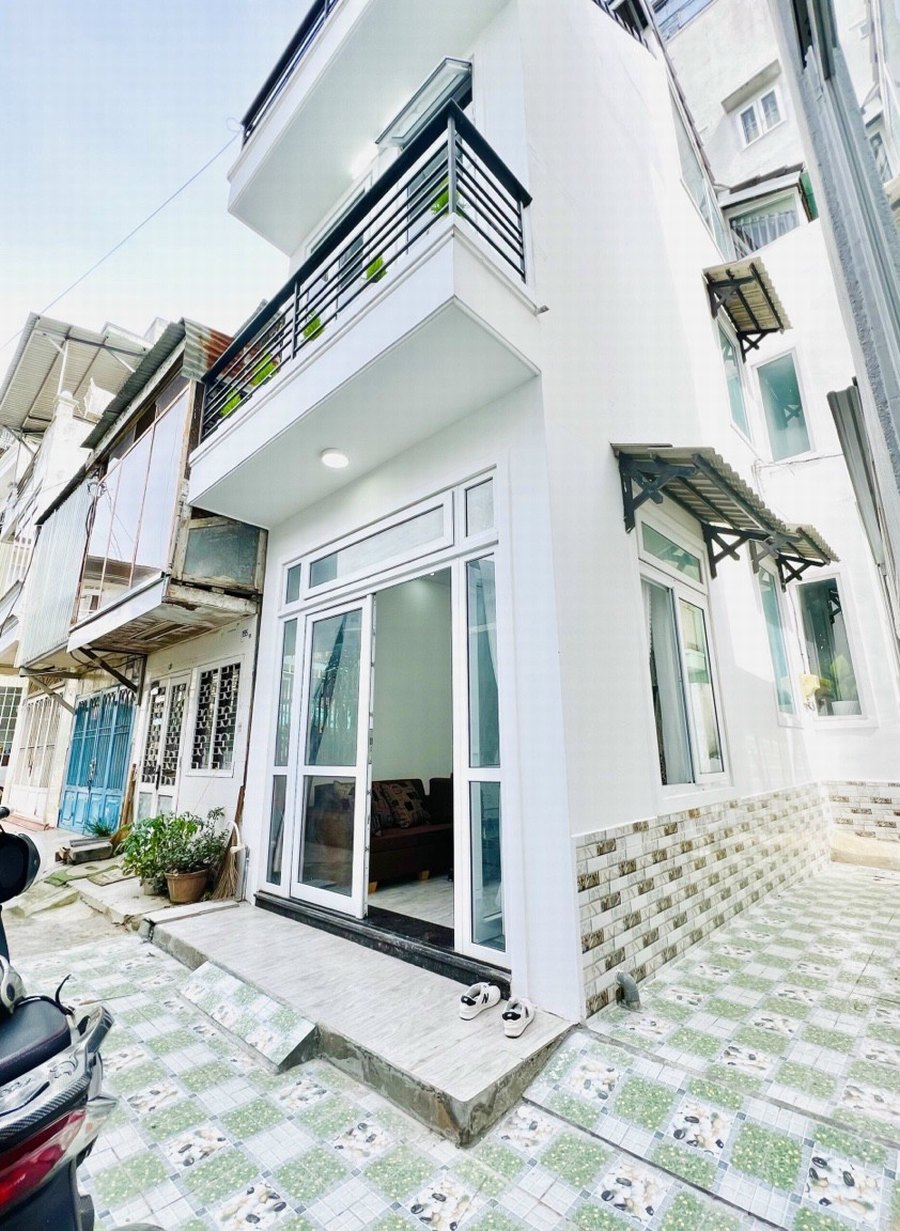 Công Ty Xây Dựng Nhà Phố nổi bật tại Bến Cát Bình Dương 8