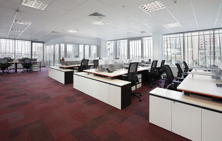 thiết kế nội thất văn phòng ánh sáng tự nhiên