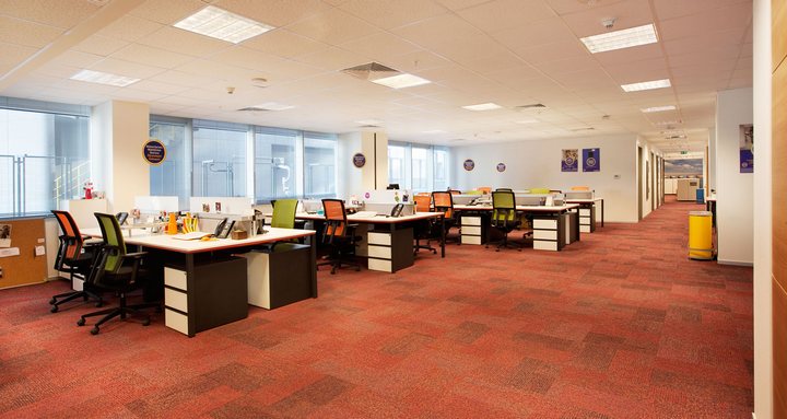 thiết kế nền văn phòng màu sắc nổi bật