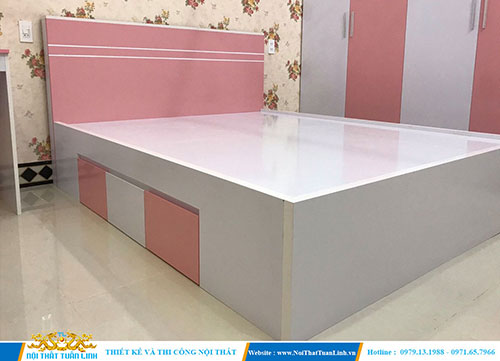 Giường ngủ gỗ tự nhiên kiểu dáng hiện đại GN02
