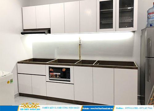 Mẫu thiết kế thi công tủ bếp đơn giản giá thành bếp rẻ phù hợp