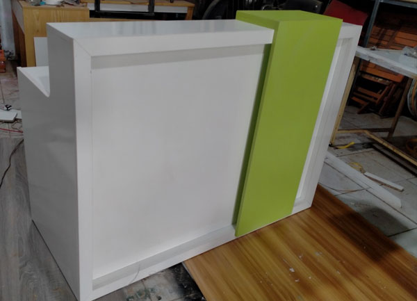Quầy tính tiền quầy lễ tân 09 tại Bình Dương,Chất liệu Gỗ MDF lõi xanh
