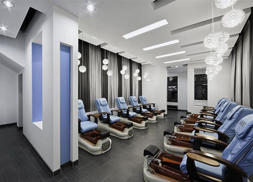 Bài trí thiết kế thi công nội thất không gian tiệm nail đẹp