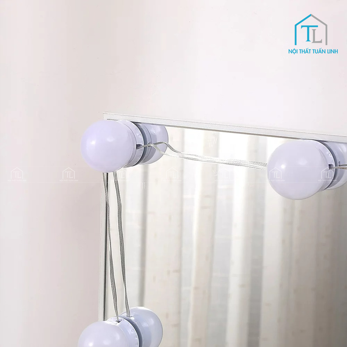 Bàn trang điểm MDF màu trắng gương lớn đèn LED